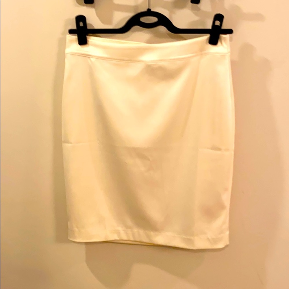 Satin look skirt
